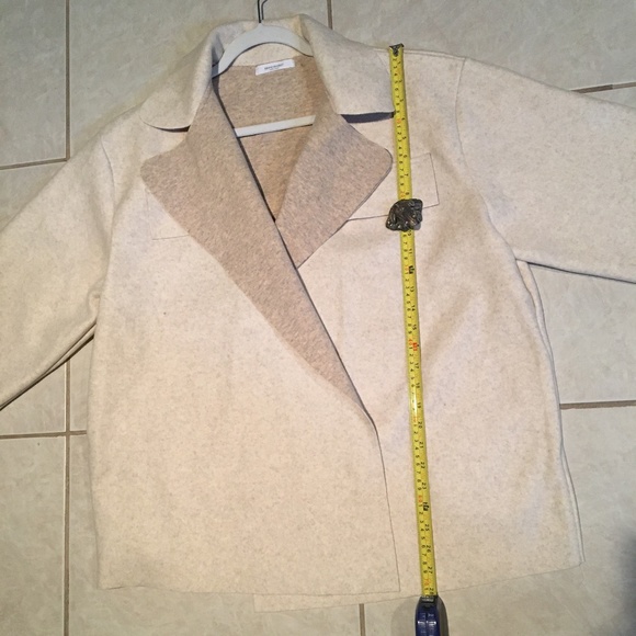 Coat: Women's Light Beige Oatmeal Wool Look Felt Belted Coat Jacket - Picture 8 of 12
